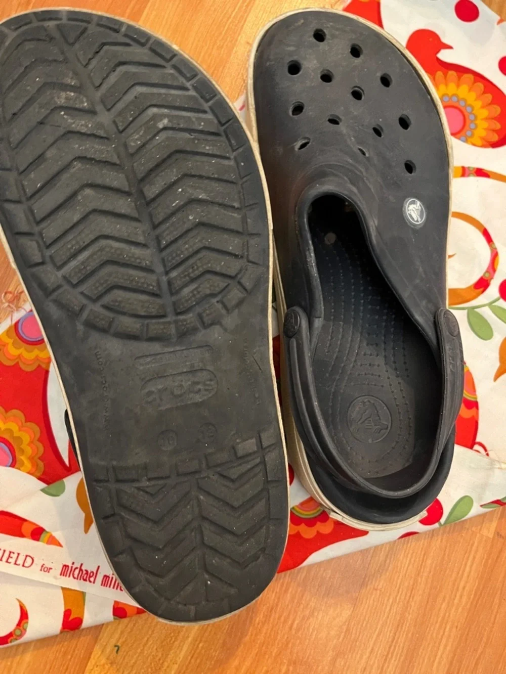 Crocs Navy White Slip-On Clog Shoes M 12 W 10